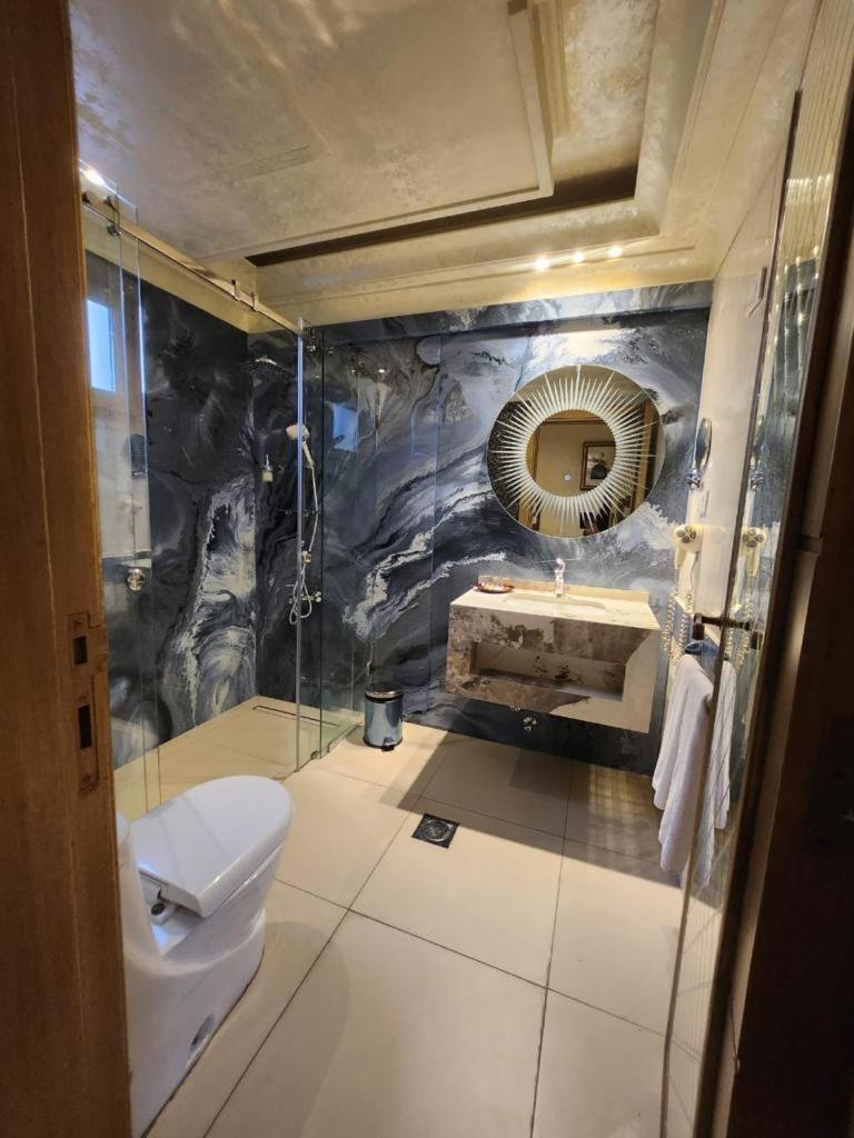 Q Hotel Бейрут Екстер'єр фото